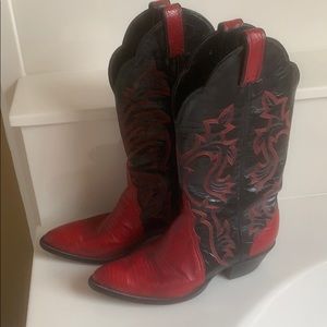 Red Lizard Cowboy Boots